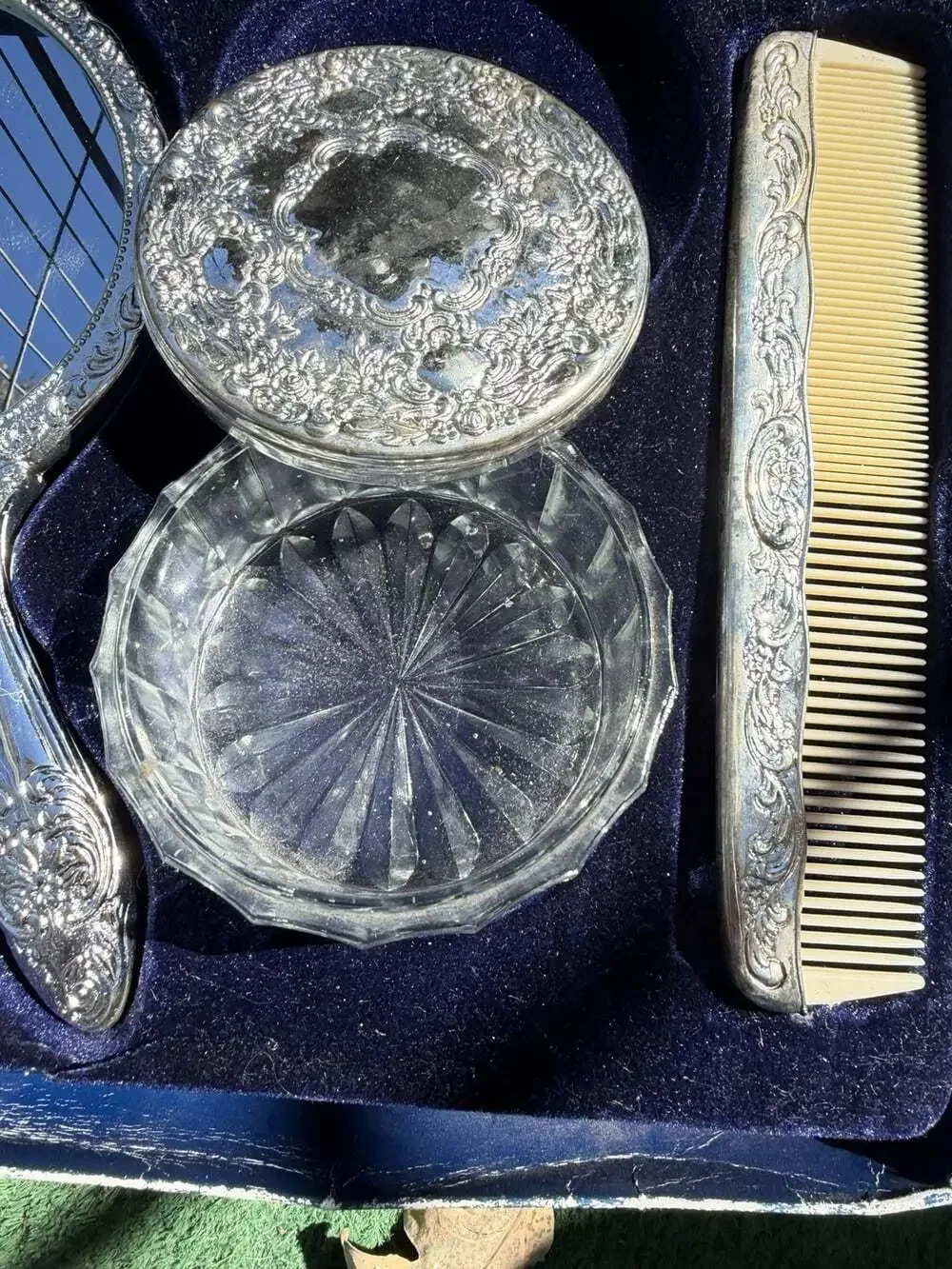 Vntg”Never Used”SilverPlated HandMirror Hair Brush Comb & Powder Jar Vanity Set